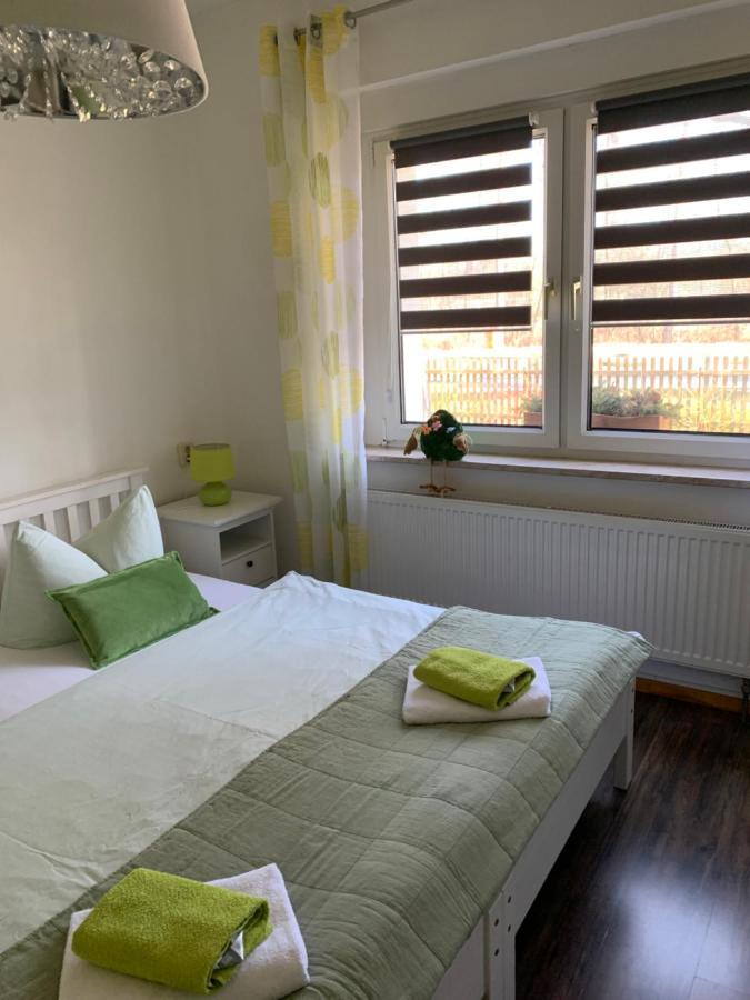 Helenes Ferienwohnung Auf Dem Bauernhof - Lausitzer Seenland Lauta Esterno foto