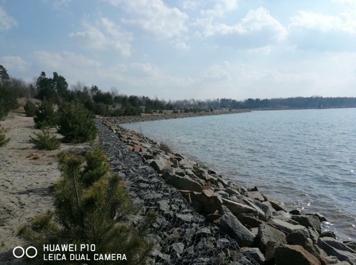 Helenes Ferienwohnung Auf Dem Bauernhof - Lausitzer Seenland Lauta Esterno foto